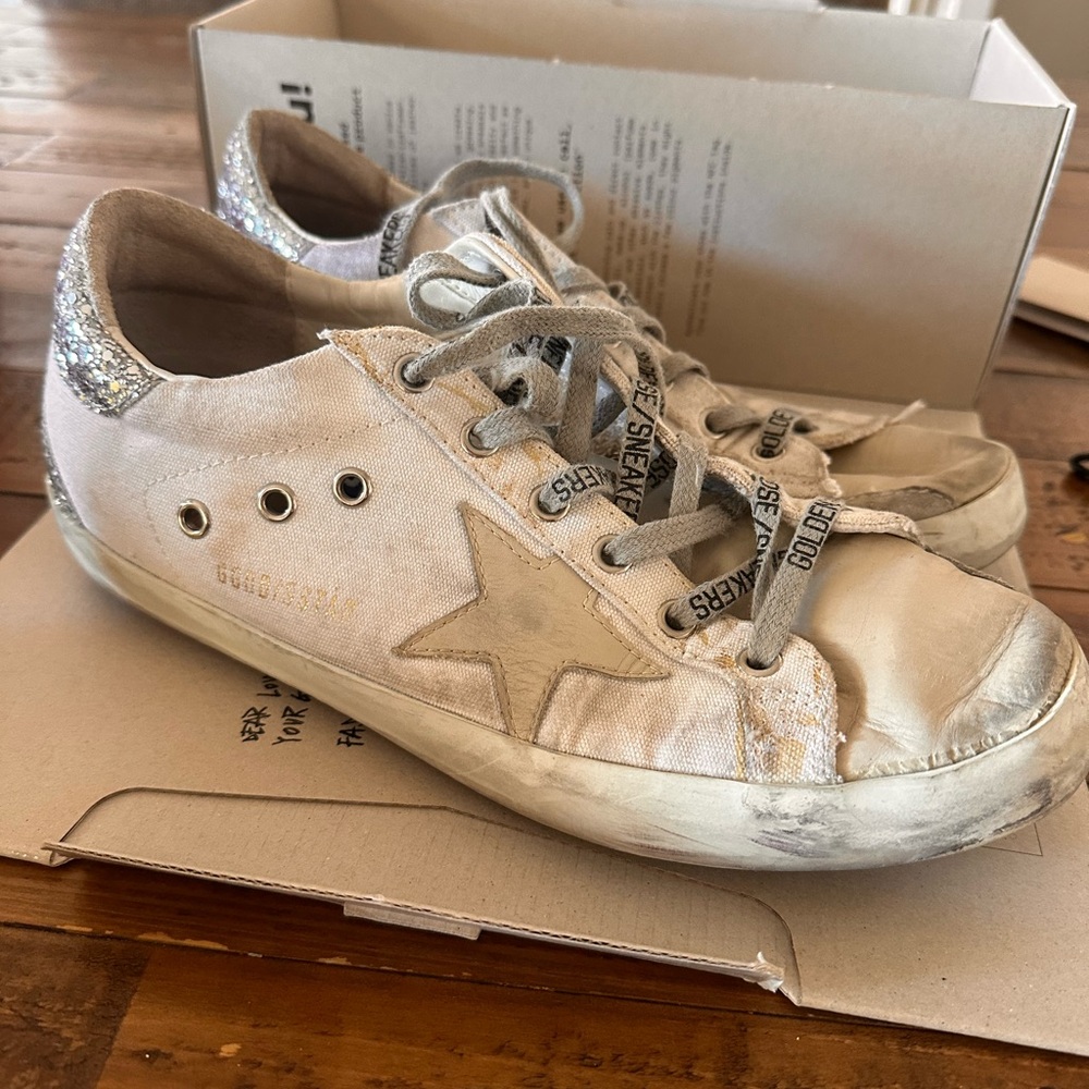 GOLDEN GOOSE - Women's Super-Star w/ glitter heel. Size 41
